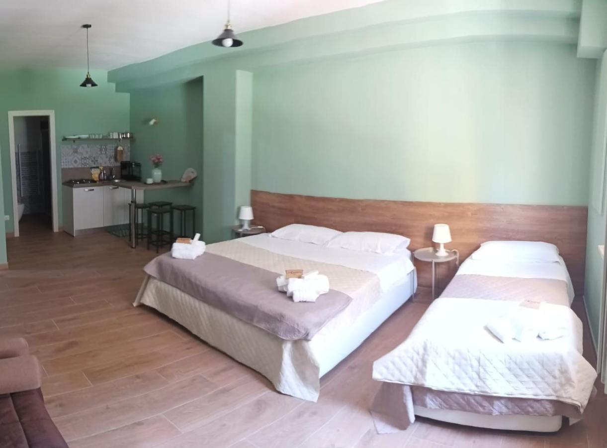 Incastro B&B In Кротоне Екстер'єр фото